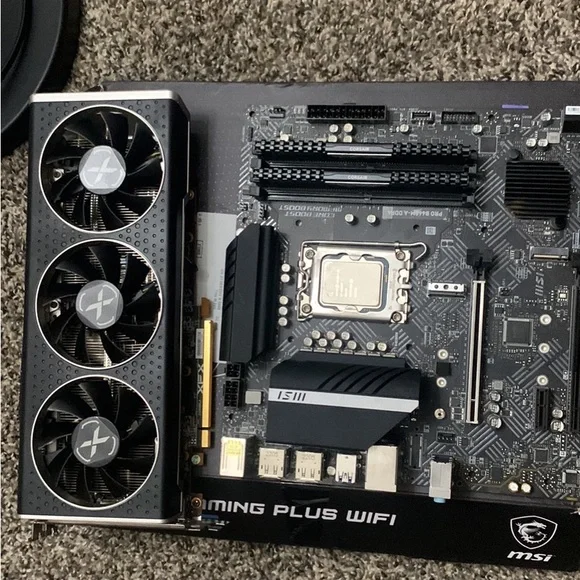 CPU 12100F/RAM 16gb DDR4 3600mhz/GPU rx6650xt/MOBO MSI B660M PRO COMBO